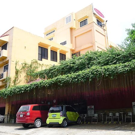 The Mayflower Inn Cebu Exterior foto